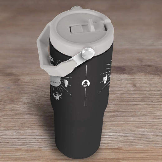 Lockable lid with anti-spill sipper