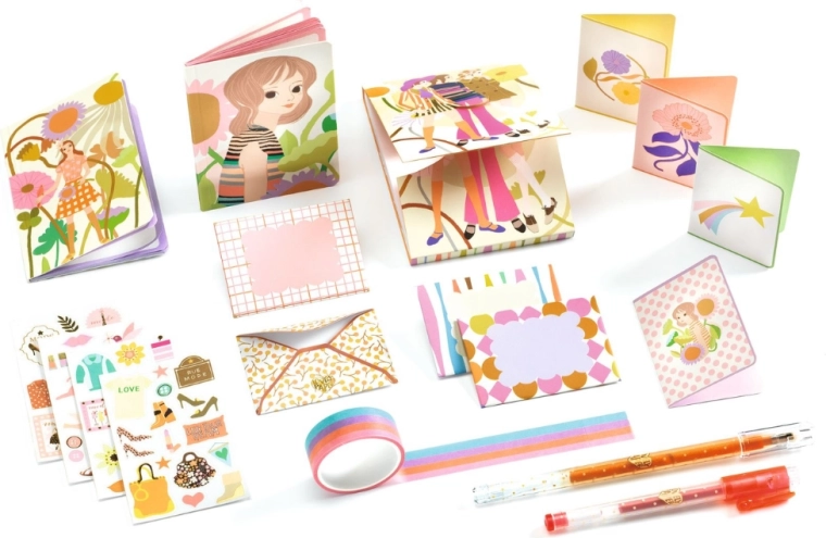 Rich set for writing and decorating