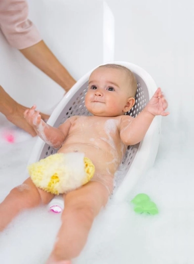 Soft and anatomically shaped for baby’s comfort