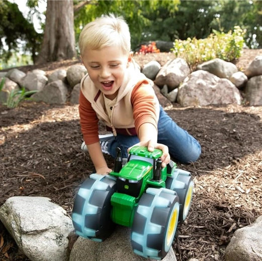 Dideli bekelės ratai žaidimams namuose ir lauke