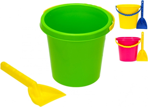 Sand set with 17 cm bucket and shovel