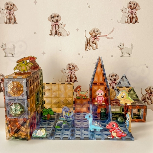 Magnetic pieces for easy building
