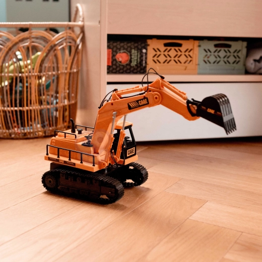 Floor-friendly rubber tracks
