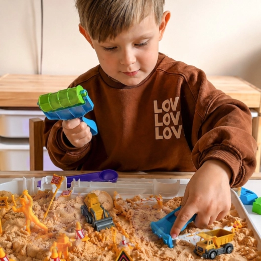 1 kg of moldable kinetic sand