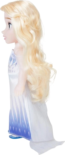 Long hair for creative play