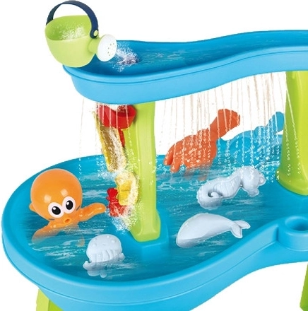 18 accessories for creative play