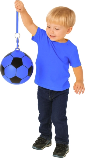 Futbolo dizainas ir ryški mėlyna spalva