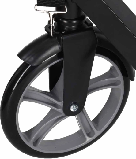 Dideli 200 mm ratukai sklandžiam važiavimui