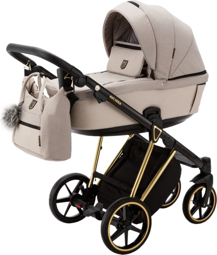 Carrycot with 3× ventilation and a coconut-fiber mattress