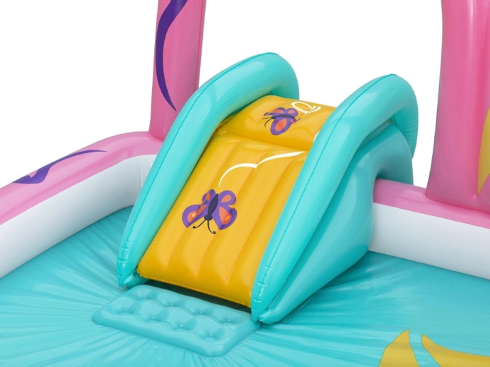 Minkšta čiuožykla saugiam linksmumui