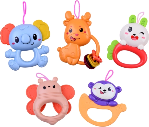 5 detachable rattles and 360° rotation