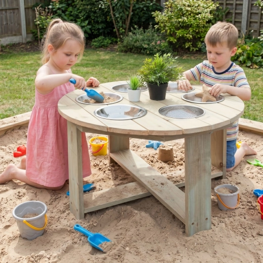 Ideal for shared outdoor play
