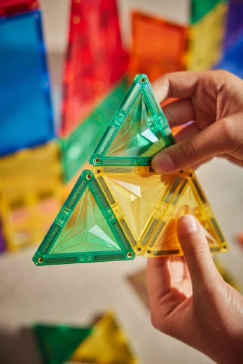 Stiprūs magnetai stabilioms 3D konstrukcijoms