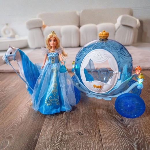 Magical light-up carriage