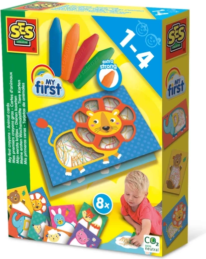 Triangular crayons for small hands