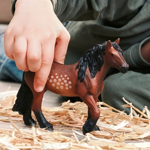 Ideal for farm play and collecting