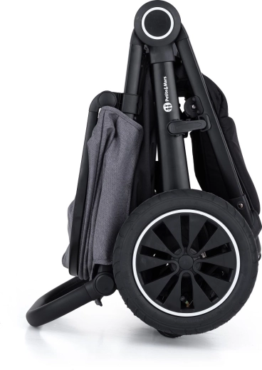 Quick folding and compactness for travel