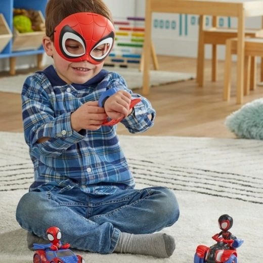 Mask for role play in the Spidey world