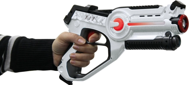 4 weapon types, reloading and demo mode