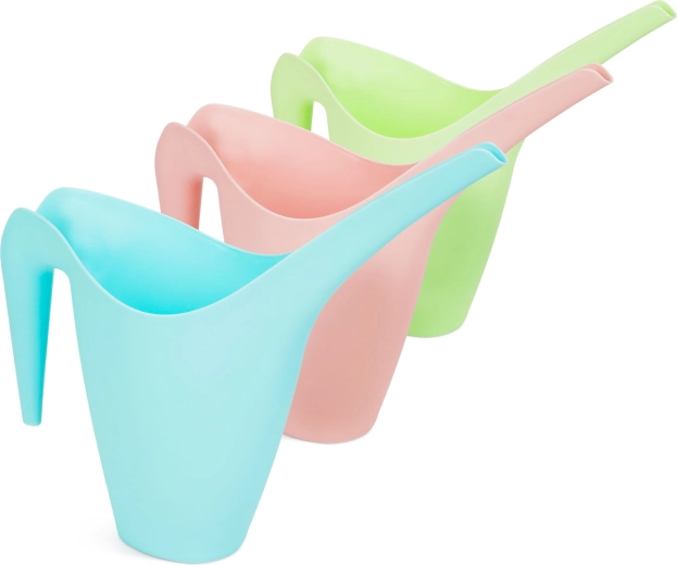 Dizainerinė plastikinė laistytuvė 1,6 l – 1 vnt.