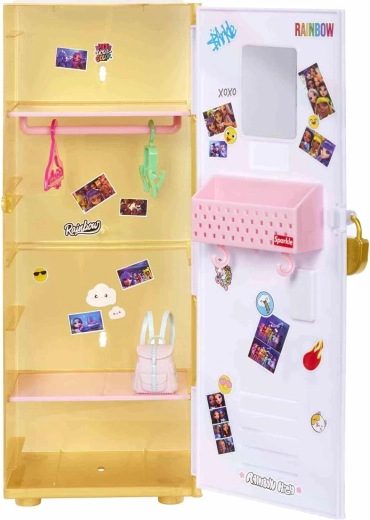 Mokyklinė spintelė (locker) kaip žaidimų rinkinys ir laikymo vieta