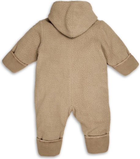 Hood and comfortable finishes for more warmth