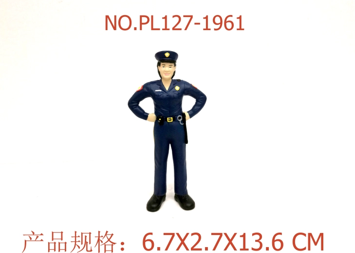 Policininkės figūrėlė 13,6 cm