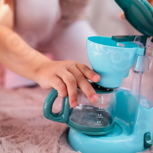 Kavos aparatas žaismingiems baristoms