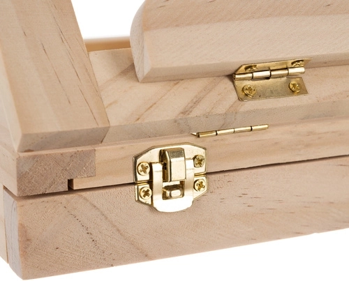 Durable materials for a long service life