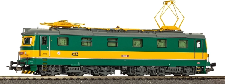 Piko BR 181 ČD Electric Locomotive in H0