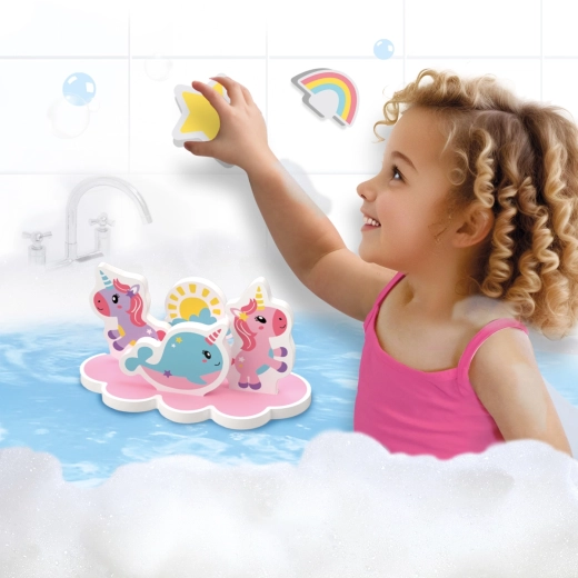 Mess-free bath-time fun