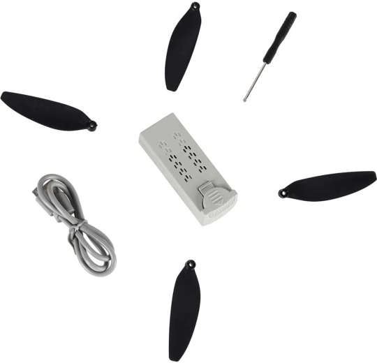 Complete accessory set including a case