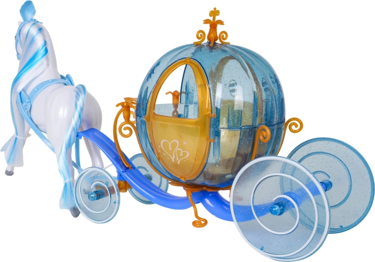 Opening carriage for fairy-tale travel