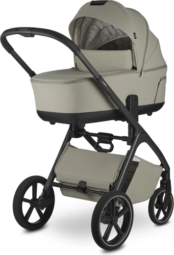 Extra-large UPF 50 canopy for all weather