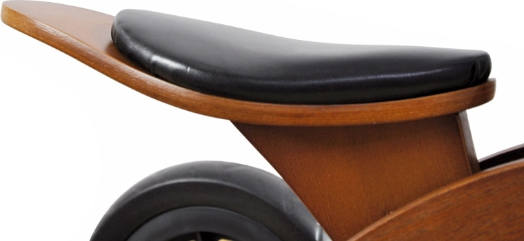 Comfortable adjustable seat