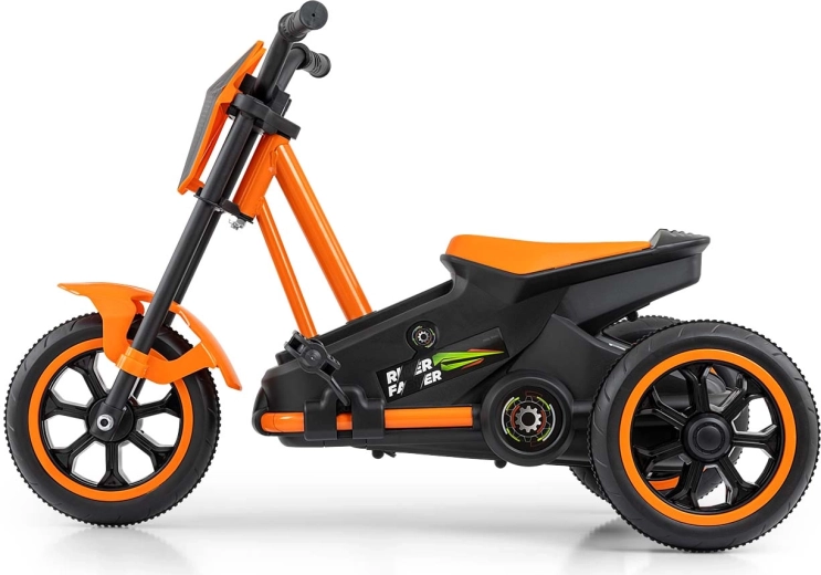 Stabili triračio konstrukcija su motociklo išvaizda