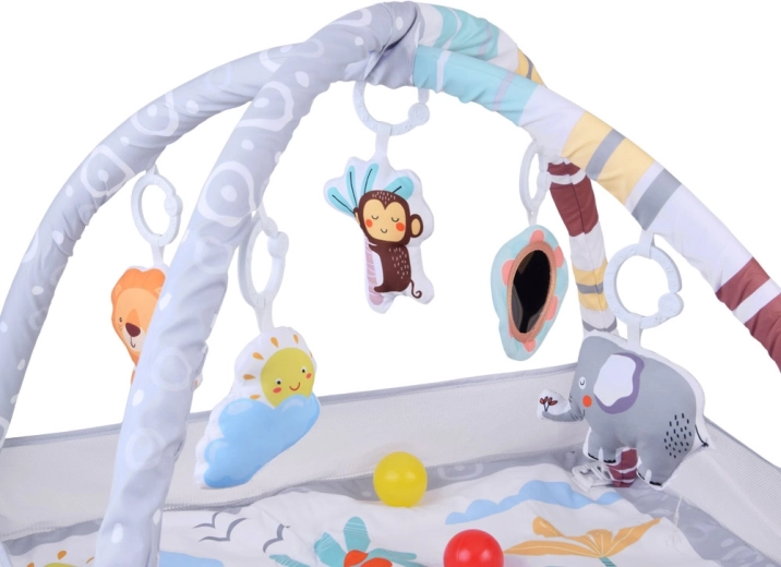 Nuimami lankai su pakabinamais žaislais