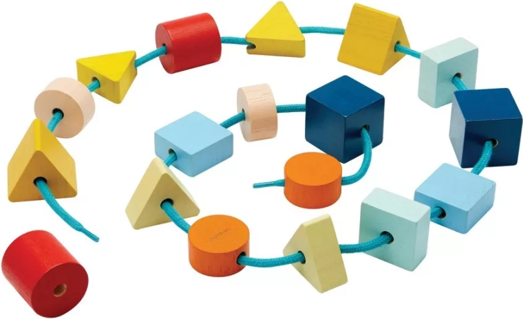 Veriami karoliukai PlanToys – geometrinės formos