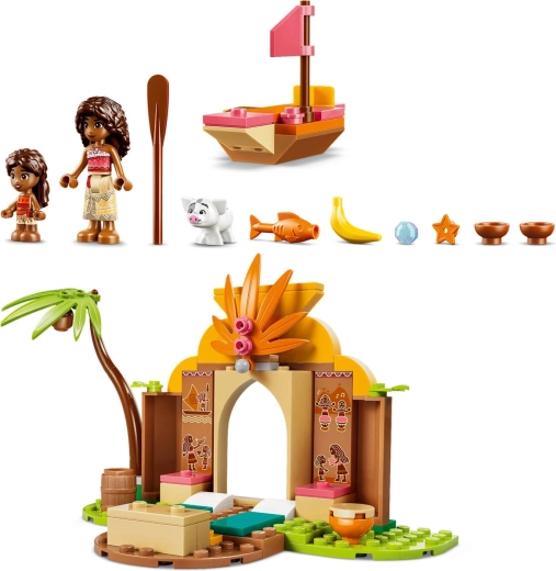 House, palm tree and boat for role-play