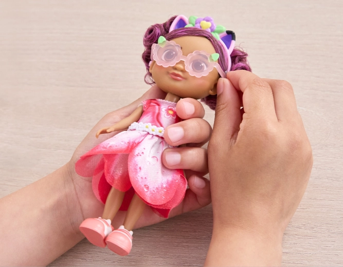 Movable doll for creative play