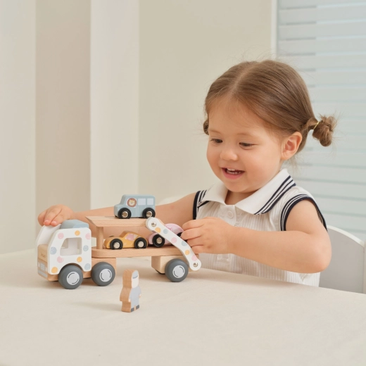 Develops little drivers’ skills