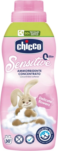 Chicco koncentruotas audinių minkštiklis „Gėlių apkabinimas“ 750 ml