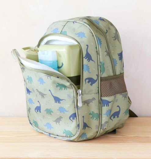 Insulated snack pocket