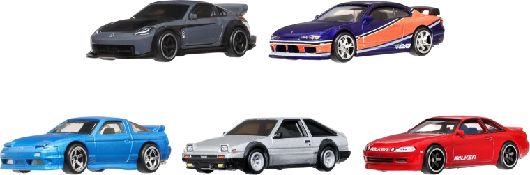 Penki legendiniai filmo automobiliai vienoje pakuotėje