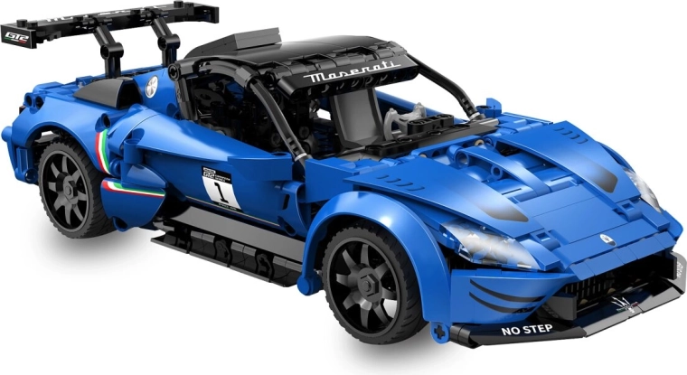 Puikus Maserati GT2 lenktyninis dizainas