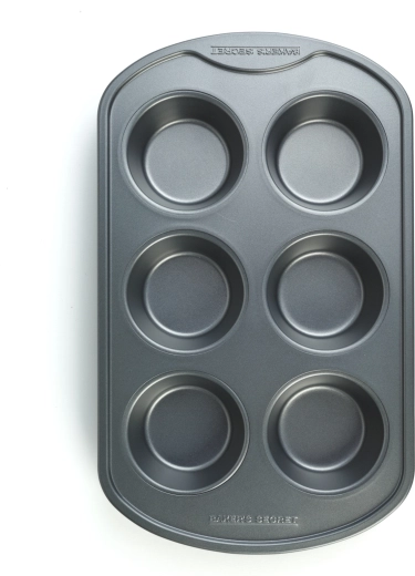 Six cups for baking muffins