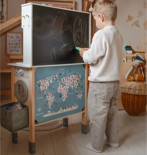 Chalkboard and world map on the back side