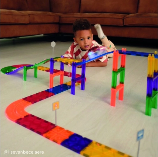 Cleverclixx Intense magnetic race track – curve set - 1 piece