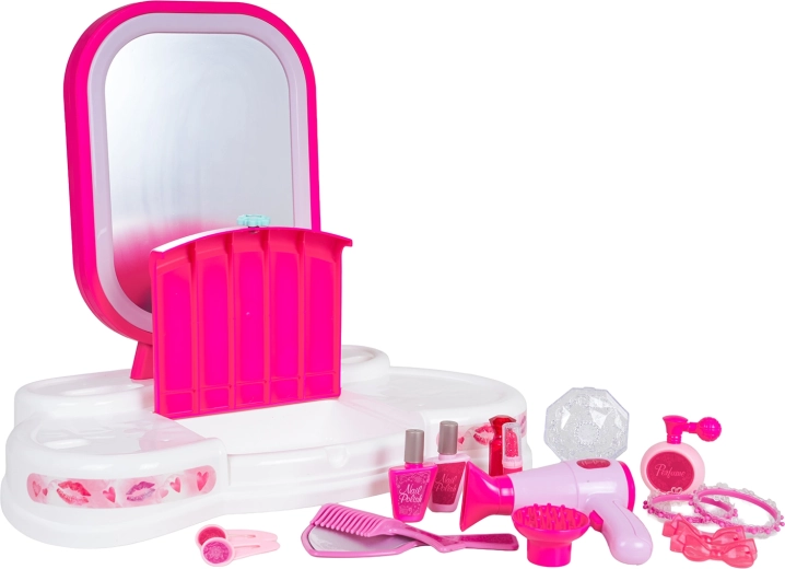 Rich set of play accessories