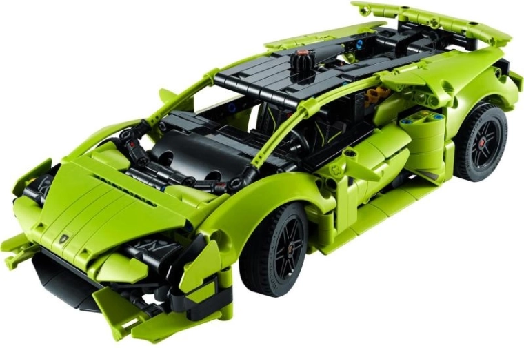 Realistiškas V10 variklis ir vairavimas